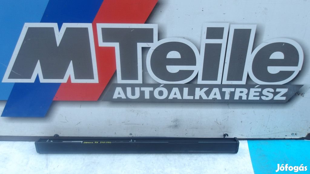 [GYÁRI ÚJSZERŰ] SKODA OCTAVIA 5E 2013-2020 HÁTSÓ CSOMAGTÉR ROLÓ 5E986